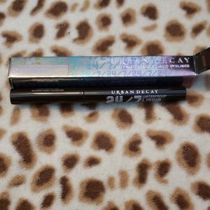 Urban Decay 24/7 Liquid Eyeliner in Demolition